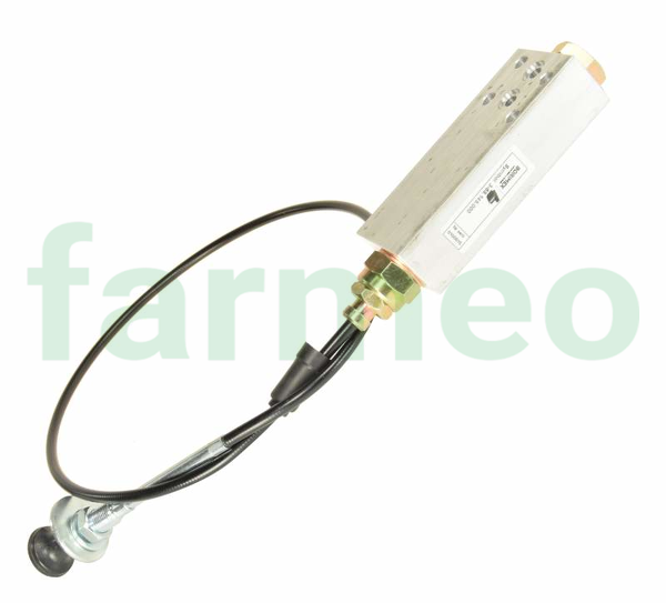 Rozdzielacz przedniego napędu do C-385 z krótką linką 88145609 Produkt standard